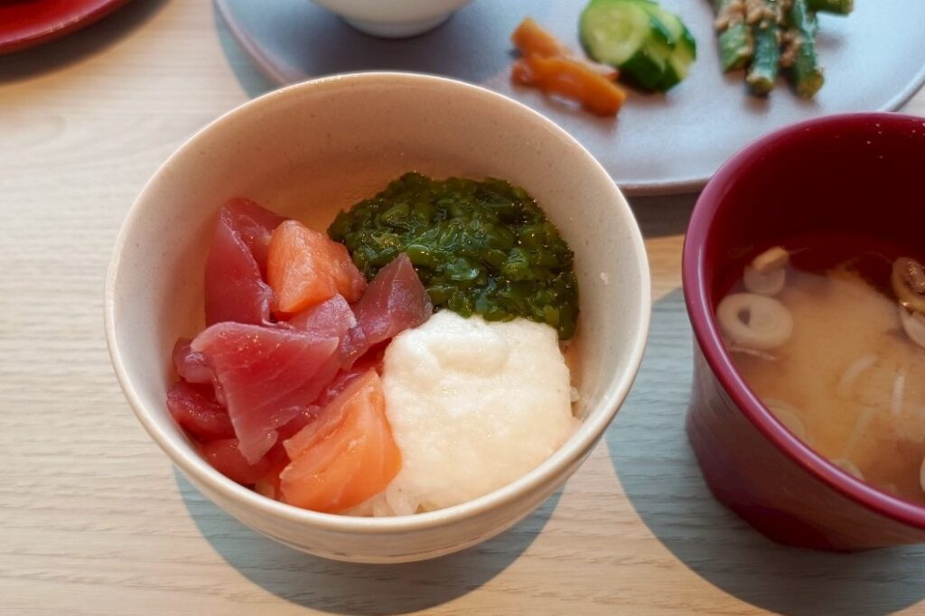 ねばーる丼