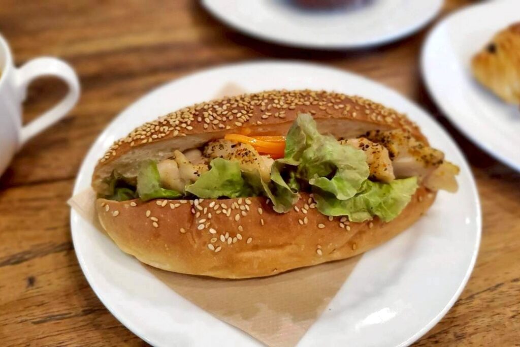 ねぎ塩グリルチキンサンド