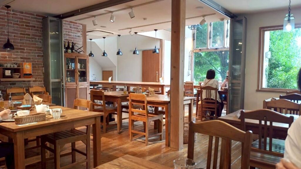 店内３
