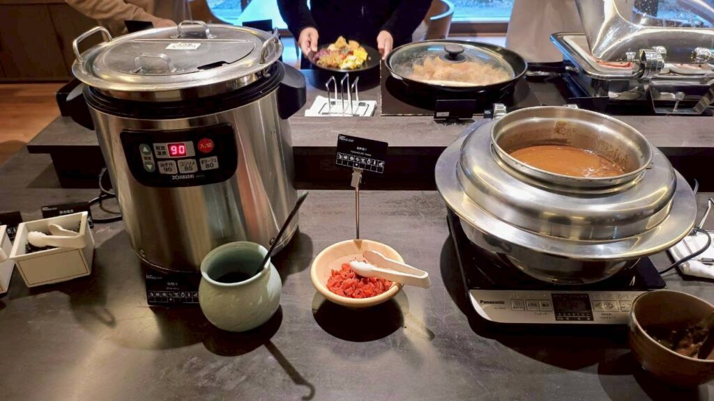 味噌汁、カレー