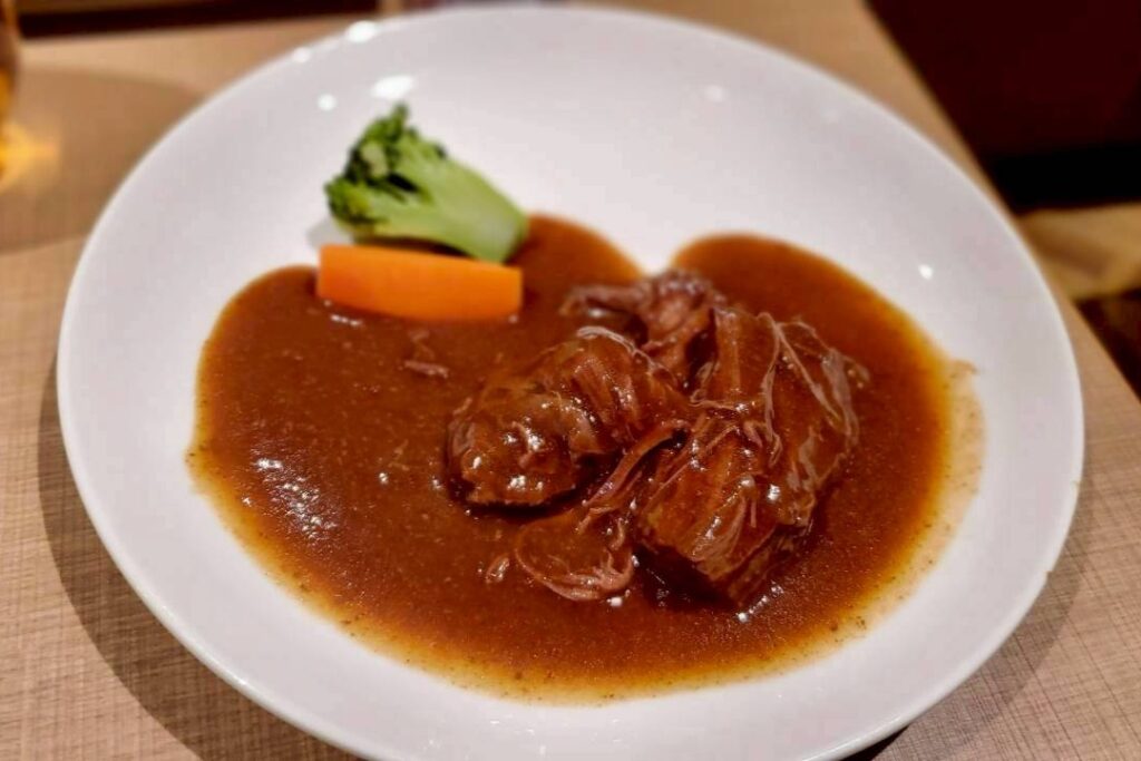 ビーフシチュー