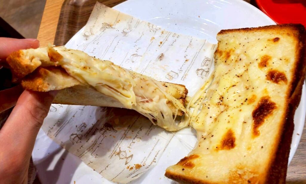 とろけるチーズ