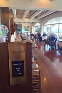 カフェテラス入口