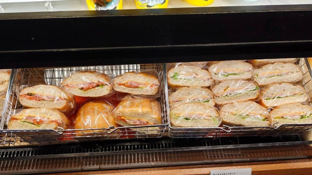 レジ前のホットサンド